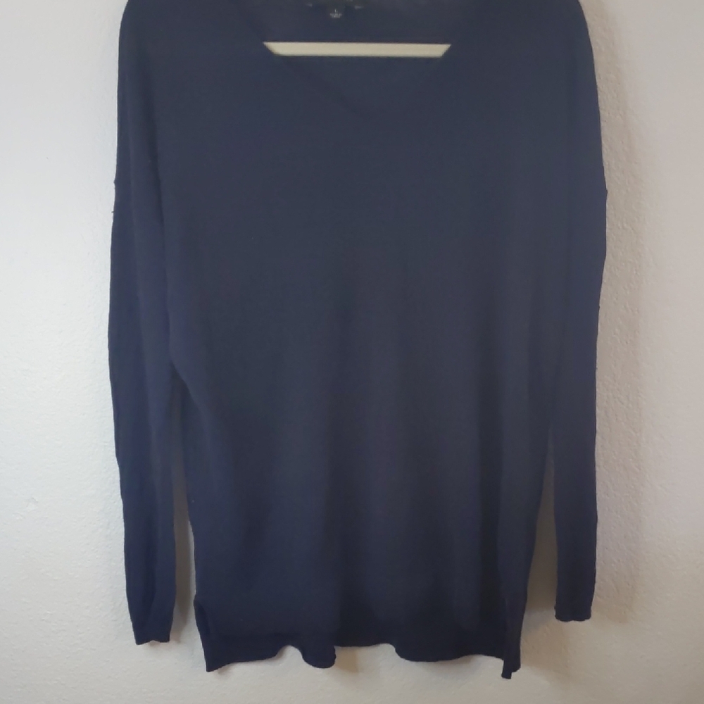 Ann Taylor navy Deep Blue V-Neck linen blend light Sweater academia L